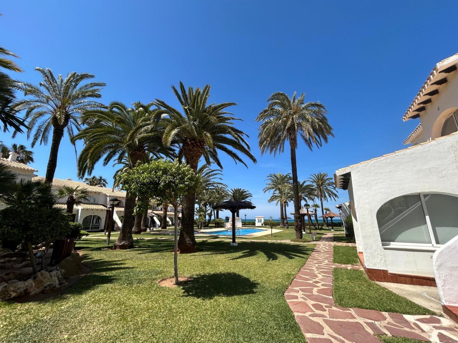 Boira - Vivienda En Urbanizacion A Primera Linea De Playa Dénia Esterno foto